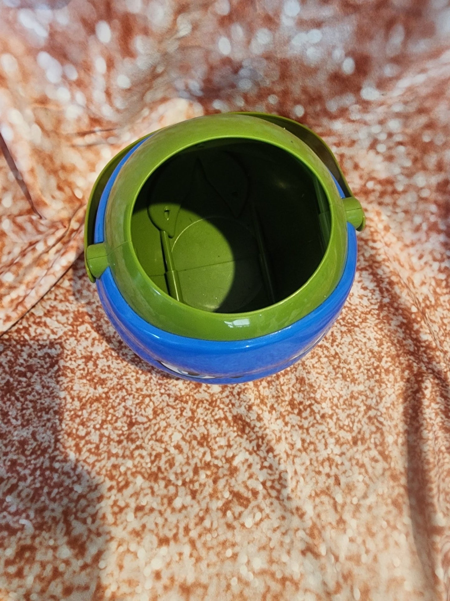 Leonardo TMNT Teenage Mutant Ninja Turtle Viacom Candy Carry Bucket Halloween - I Bought a Yard Sale