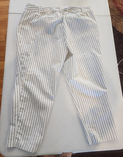 Liz Claiborne Capris white with Black Pinstripes Career Pants 16 XL - I Bought a Yard Sale