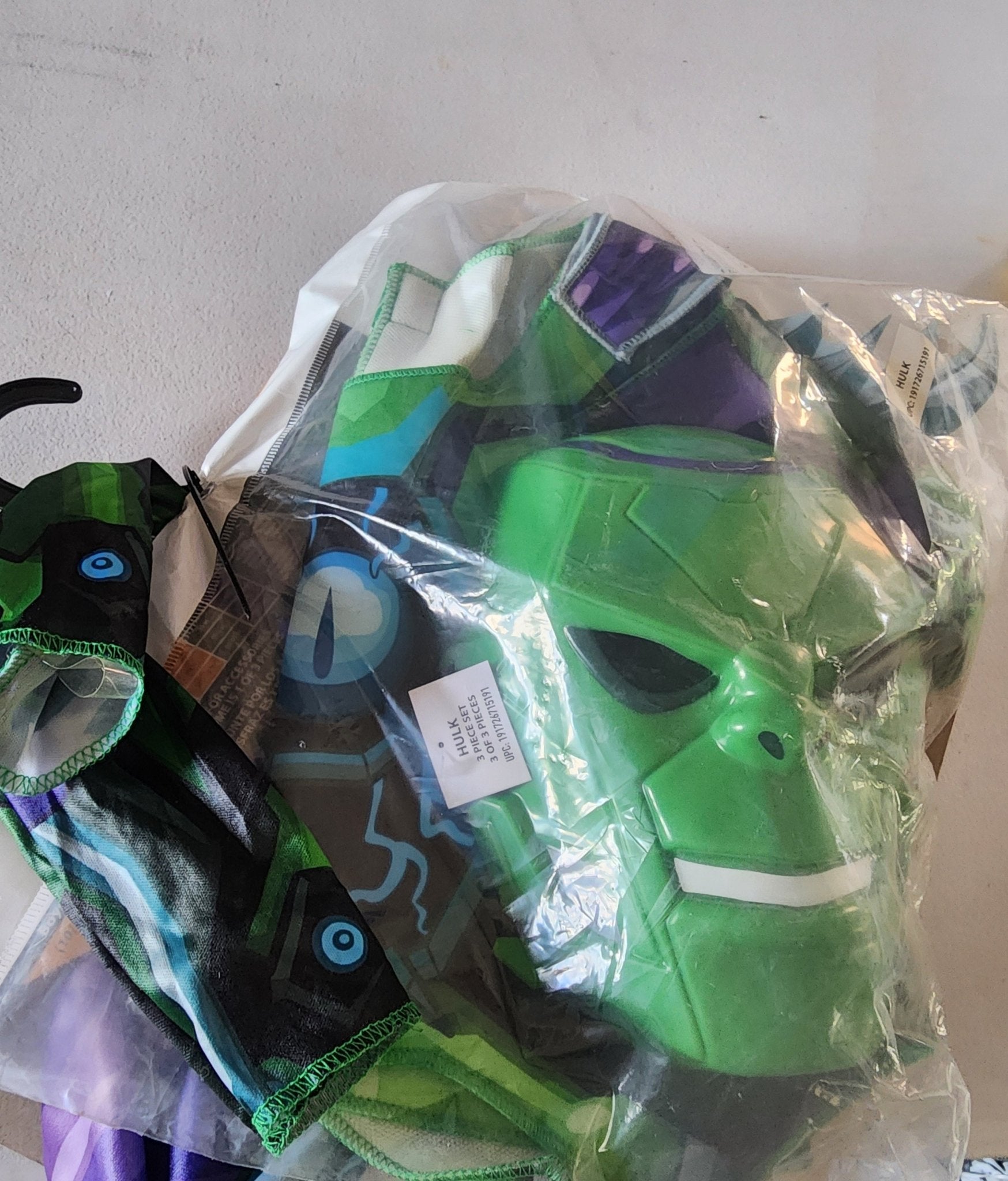 Marvel Mech Strike HULK Halloween Costume Boys Jumpsuit Armor Mask Size 10/12 L - I Bought a Yard Sale