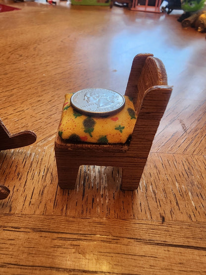 Ma's & Pa's Chair & Rocking Chair for doll house - I Bought a Yard Sale
