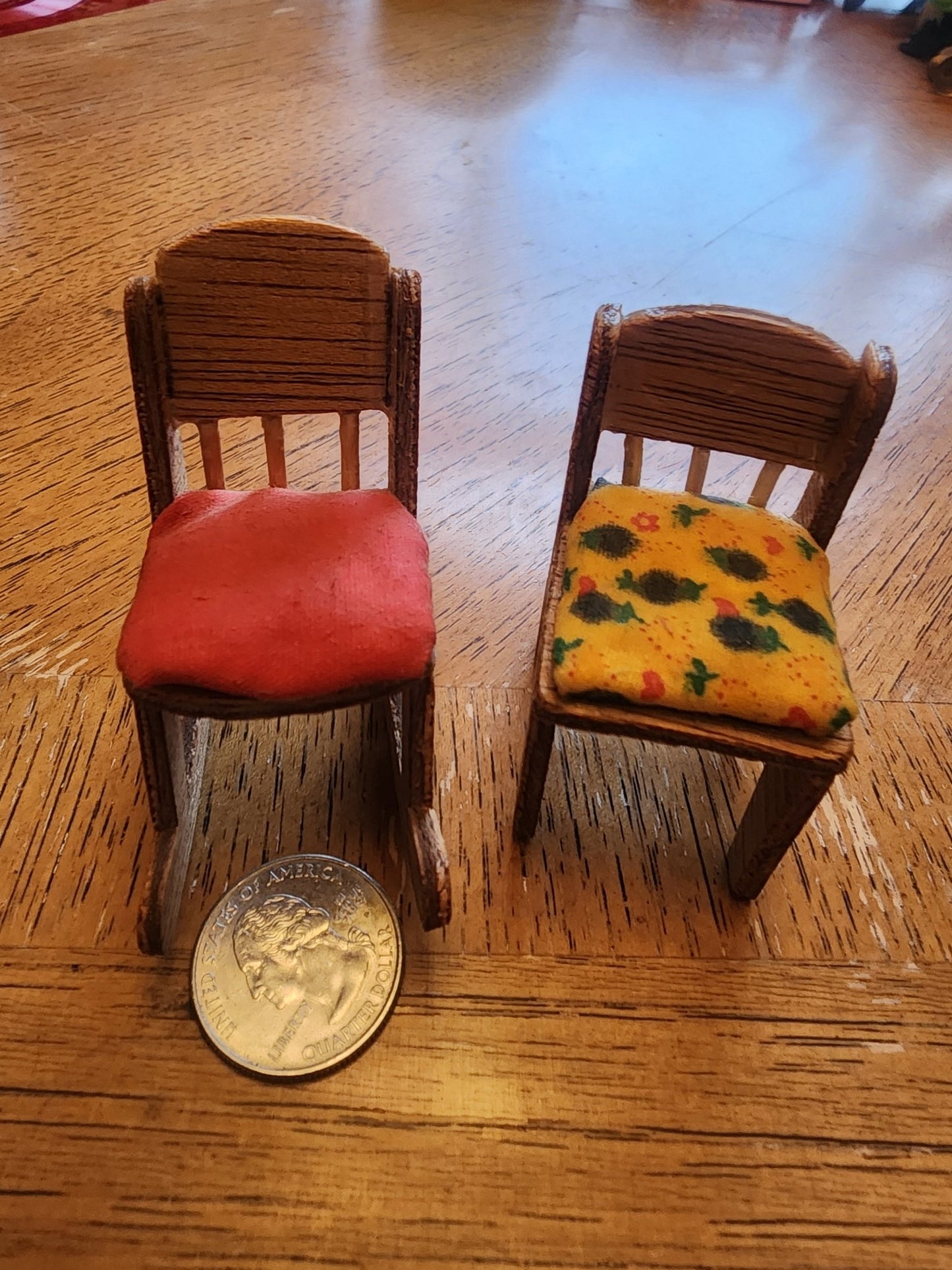 Ma's & Pa's Chair & Rocking Chair for doll house - I Bought a Yard Sale