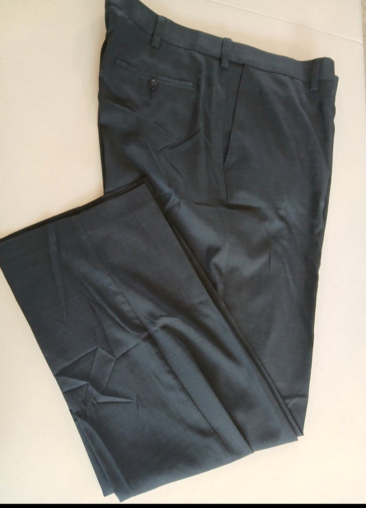 Men's Savane Classic Navy Pants 40" x 32" - I Bought a Yard Sale