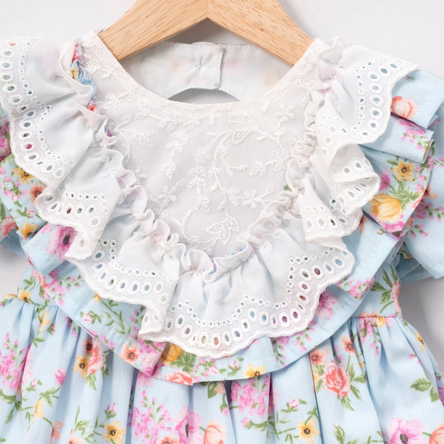 Mia Dress - I Bought a Yard Sale