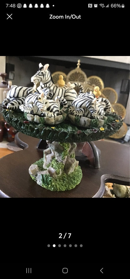 Miniature Zebra Tea set 8 pieces with pedestal - I Bought a Yard Sale