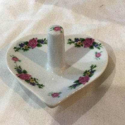 Porcelain Heart Shaped Tree Ring with Roses - I Bought a Yard Sale