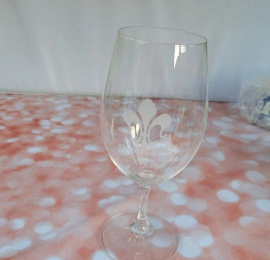 Riedel Wine Glass with Fleur De Lis 8 oz (107) - I Bought a Yard Sale