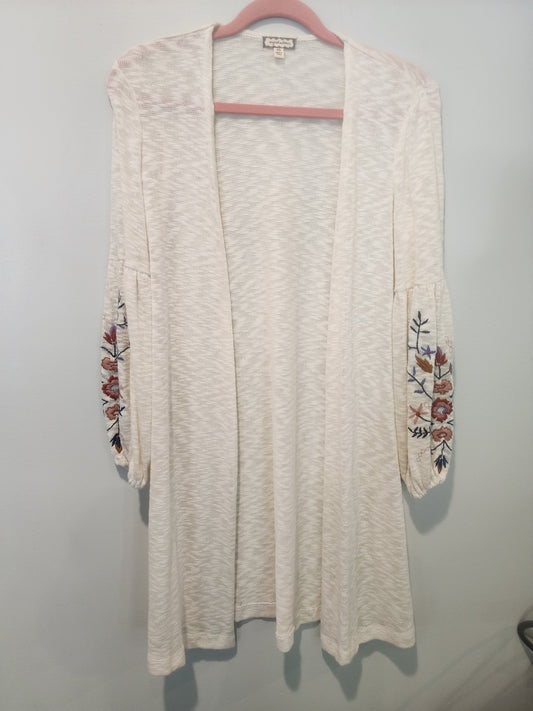 Eyeshadow Women's Open Front Sweater Size XS embroidered Floral Cardigan