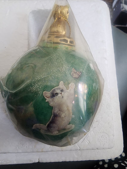 2 1999 Bradford Exchange Porcelain Hanging Figural Cat Round Ball Ornaments