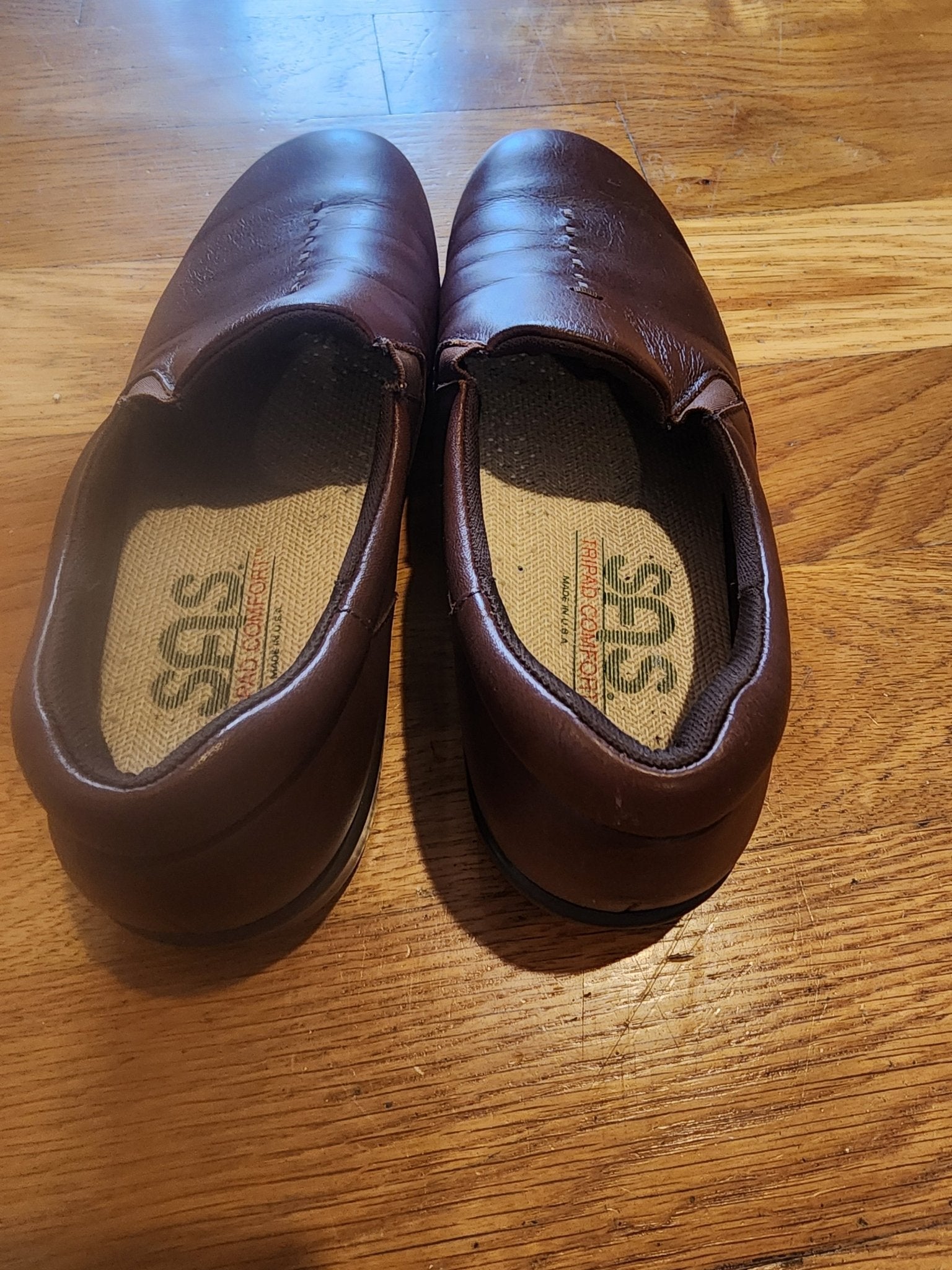 Sas Womens Viva Teak Leather Slip Ons Brown Size 8 - I Bought a Yard Sale