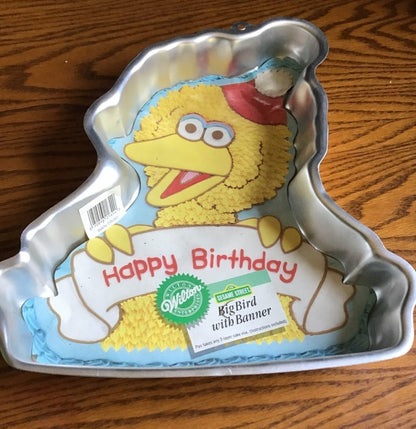 Sesame Street Big Bird birthday Wilton cake pan - I Bought a Yard Sale