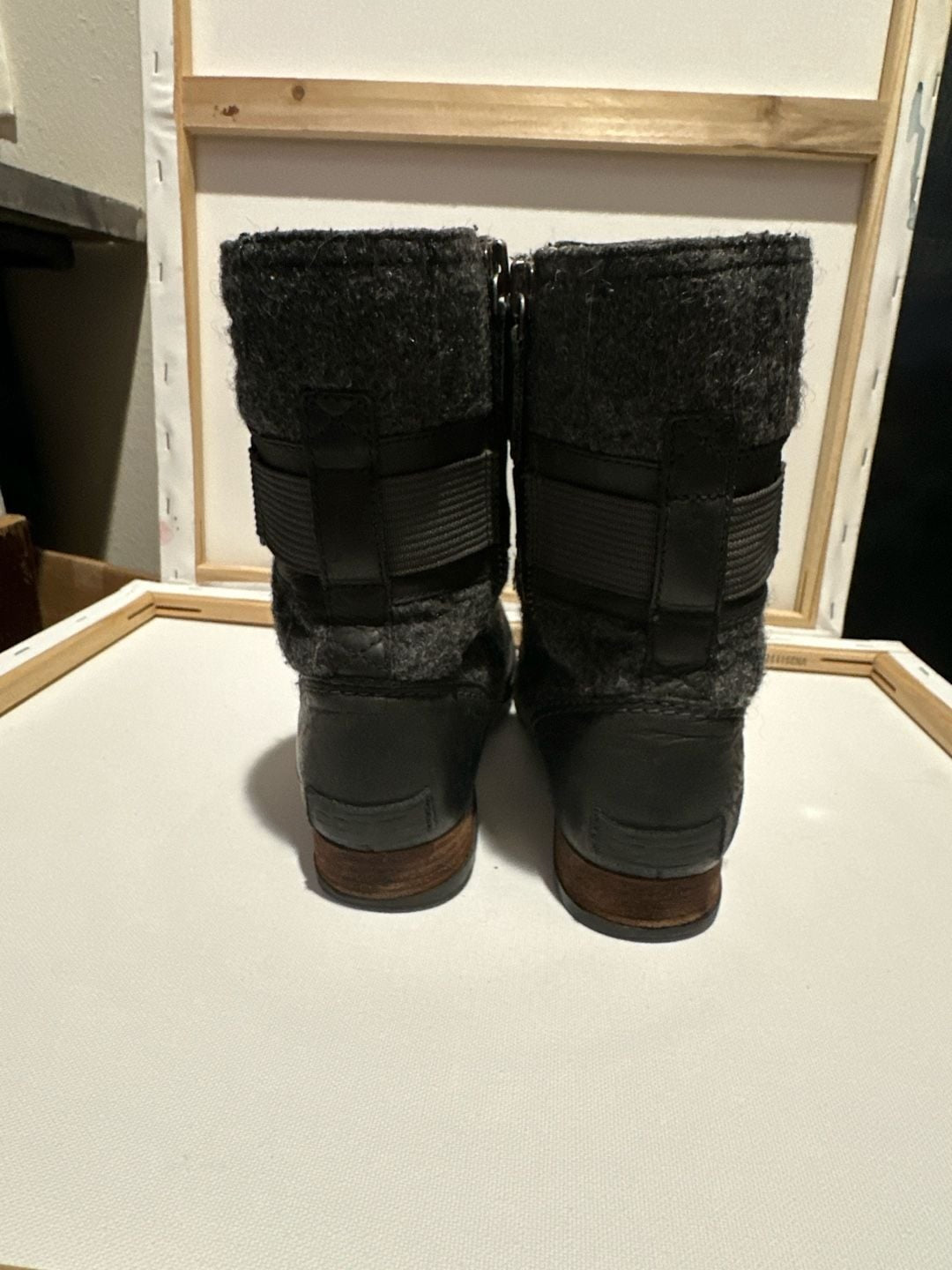 Sorel Major Carly Black Leather & Gray Wool Moto Combat Boots NL2324 - 010 - I Bought a Yard Sale