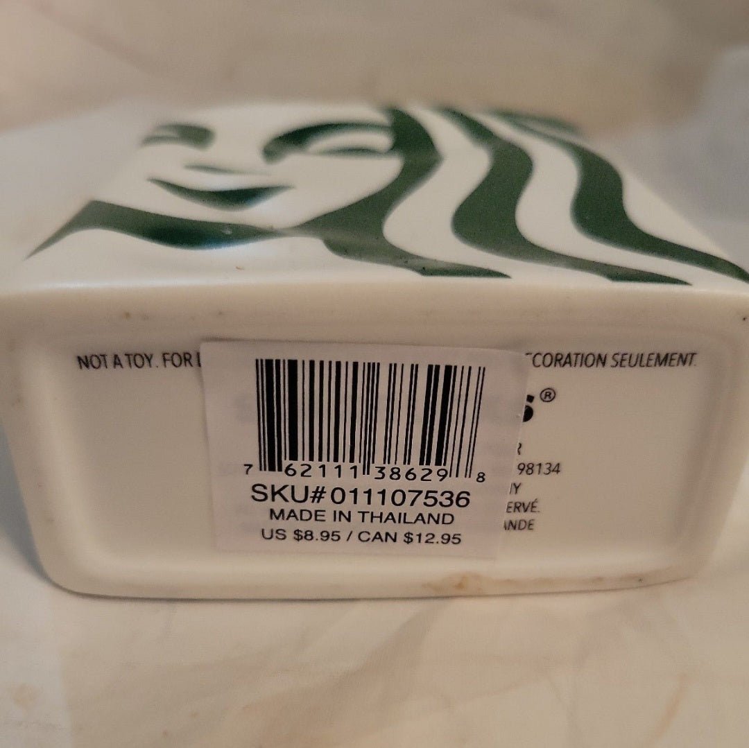Starbucks holiday 2019 gift card holder ornament (107) - I Bought a Yard Sale