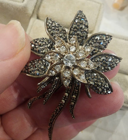 Stunning sterling Silver Pendant showcases an intricately detailed flower - I Bought a Yard Sale