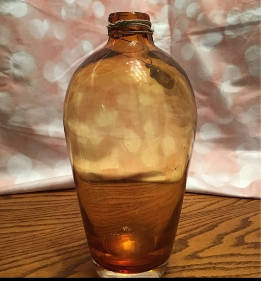 Stunning Vintage Hand - Blown Amber Glass Vase - 10" Tall - Perfect Condition - I Bought a Yard Sale