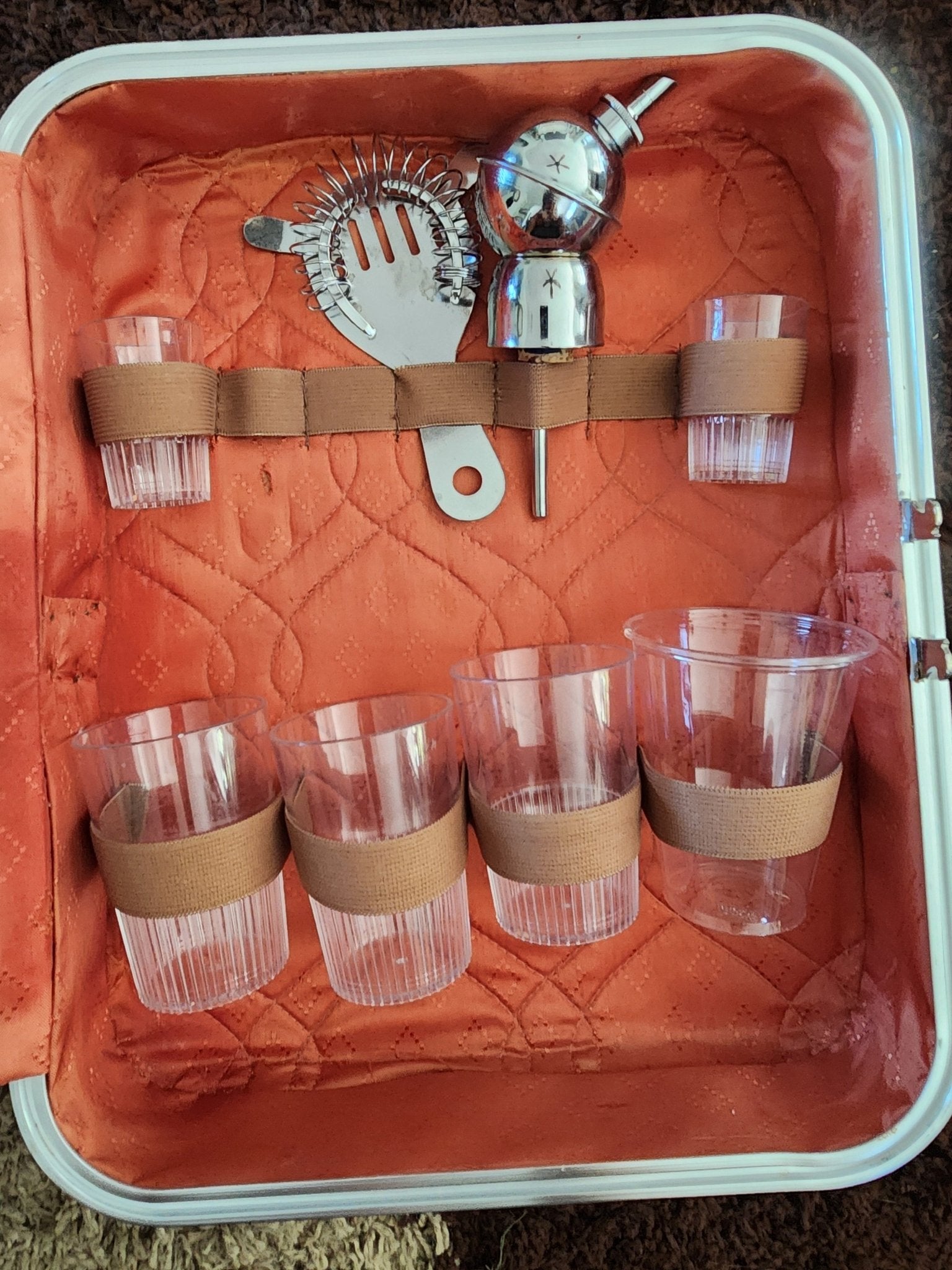 VINTAGE 1960s Portable Travel Bar Suitcase charming hard case Cocktail set - I Bought a Yard Sale