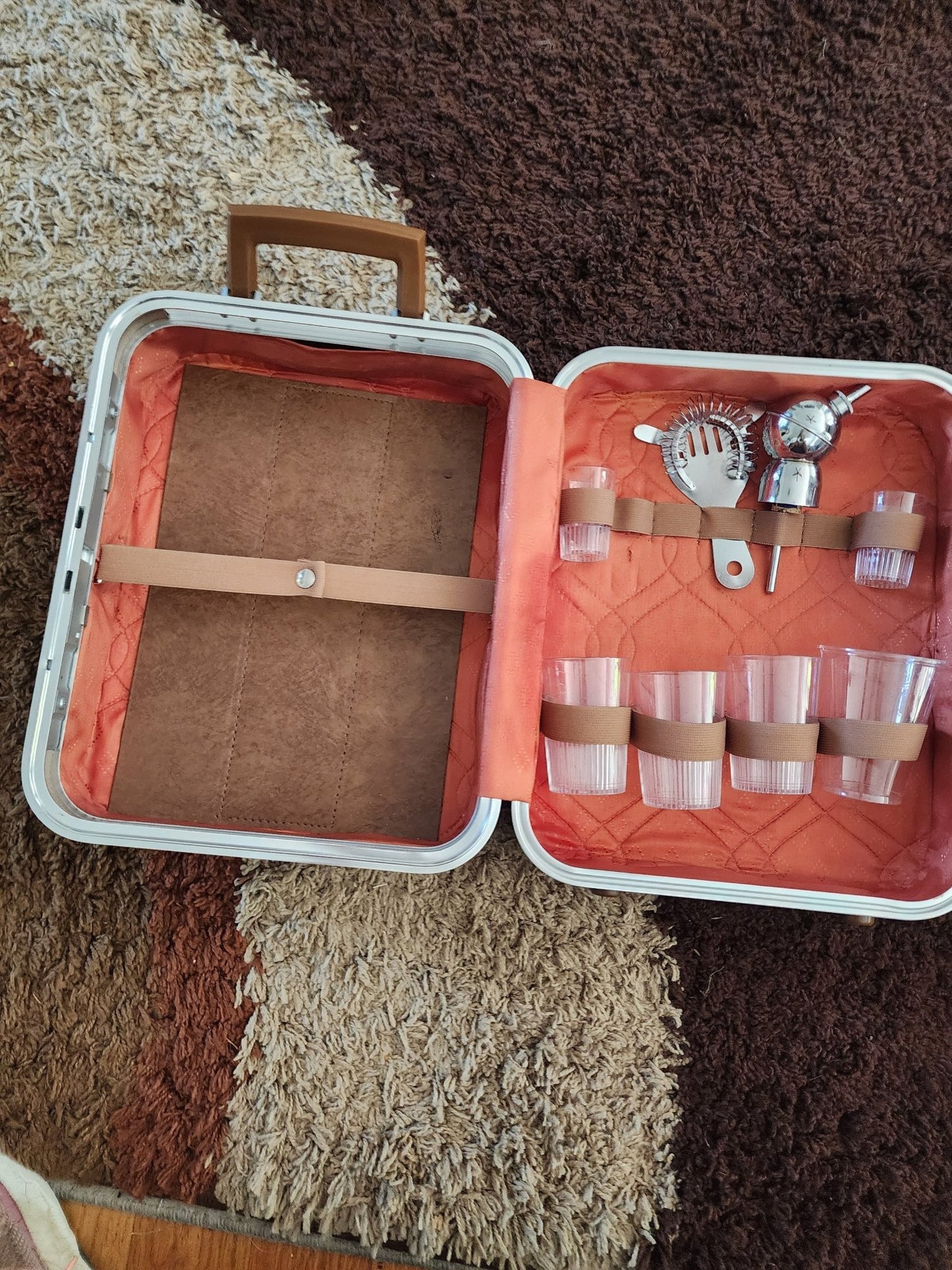 VINTAGE 1960s Portable Travel Bar Suitcase charming hard case Cocktail set - I Bought a Yard Sale