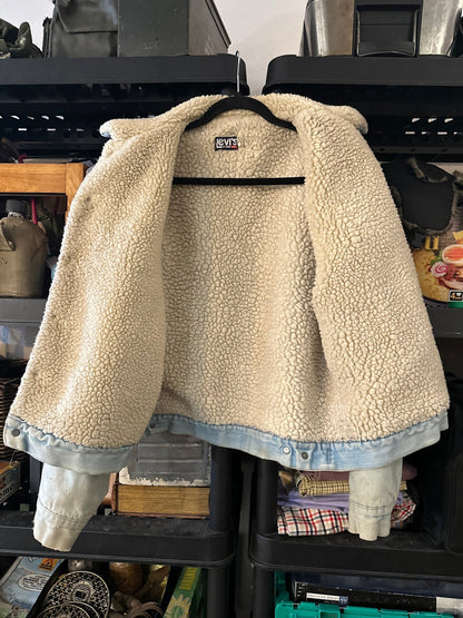 Vintage 1970s Levi’s Sherpa Trucker Jacket, Rare Levi’s for Men Label - I Bought a Yard Sale