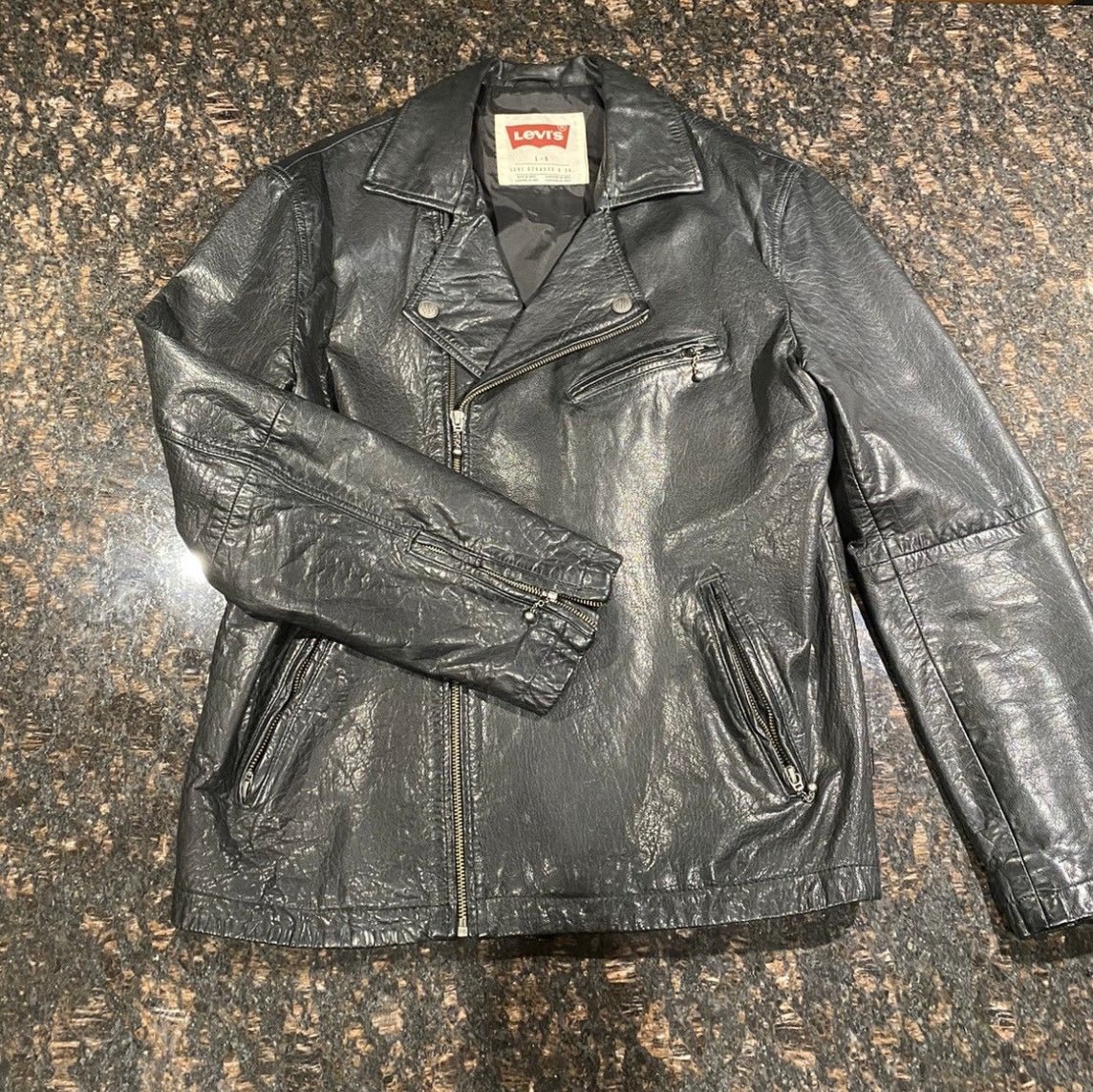 Vintage 1980s Levi’s Black Leather Moto Jacket - I Bought a Yard Sale