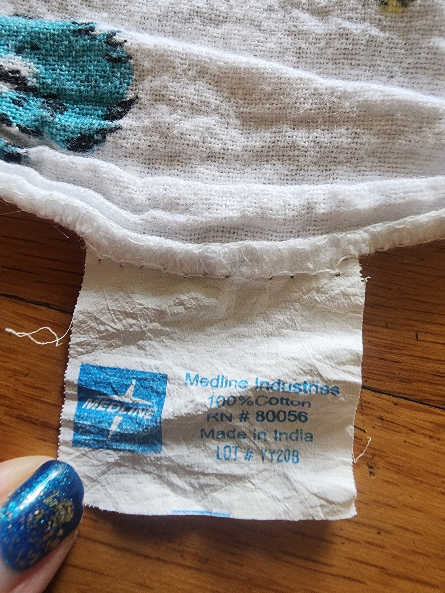 Vintage 1990s Ducks Baby Receiving Blanket 32.5 x 32.5" St. Thomas Hospital - I Bought a Yard Sale