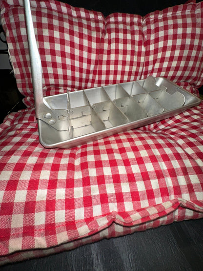 Vintage Aluminum Ice Cube Tray - I Bought a Yard Sale