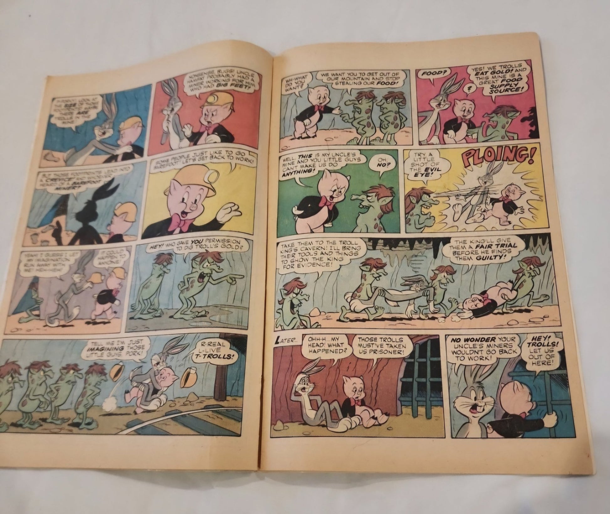 Vintage Comic Book Porky Pig & Bugs Bunny 86 1979 Gold Key - I Bought a Yard Sale