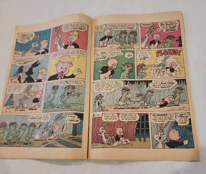 Vintage Comic Book Porky Pig & Bugs Bunny 86 1979 Gold Key - I Bought a Yard Sale