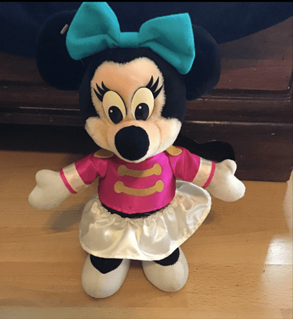 Vintage Disneyland plush Minnie Mouse band circus - I Bought a Yard Sale