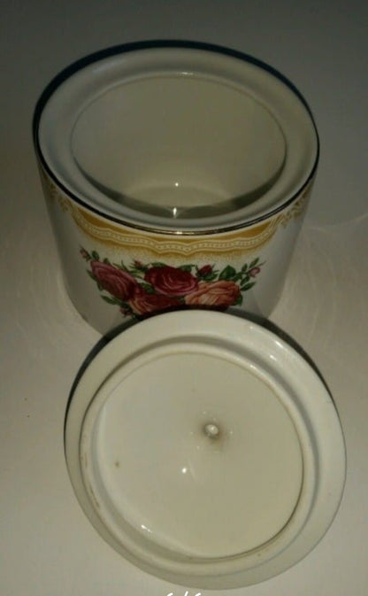 Vintage Farberware China Sydney Roses Sugar Bowl and Creamer Set - Good Condition - I Bought a Yard Sale