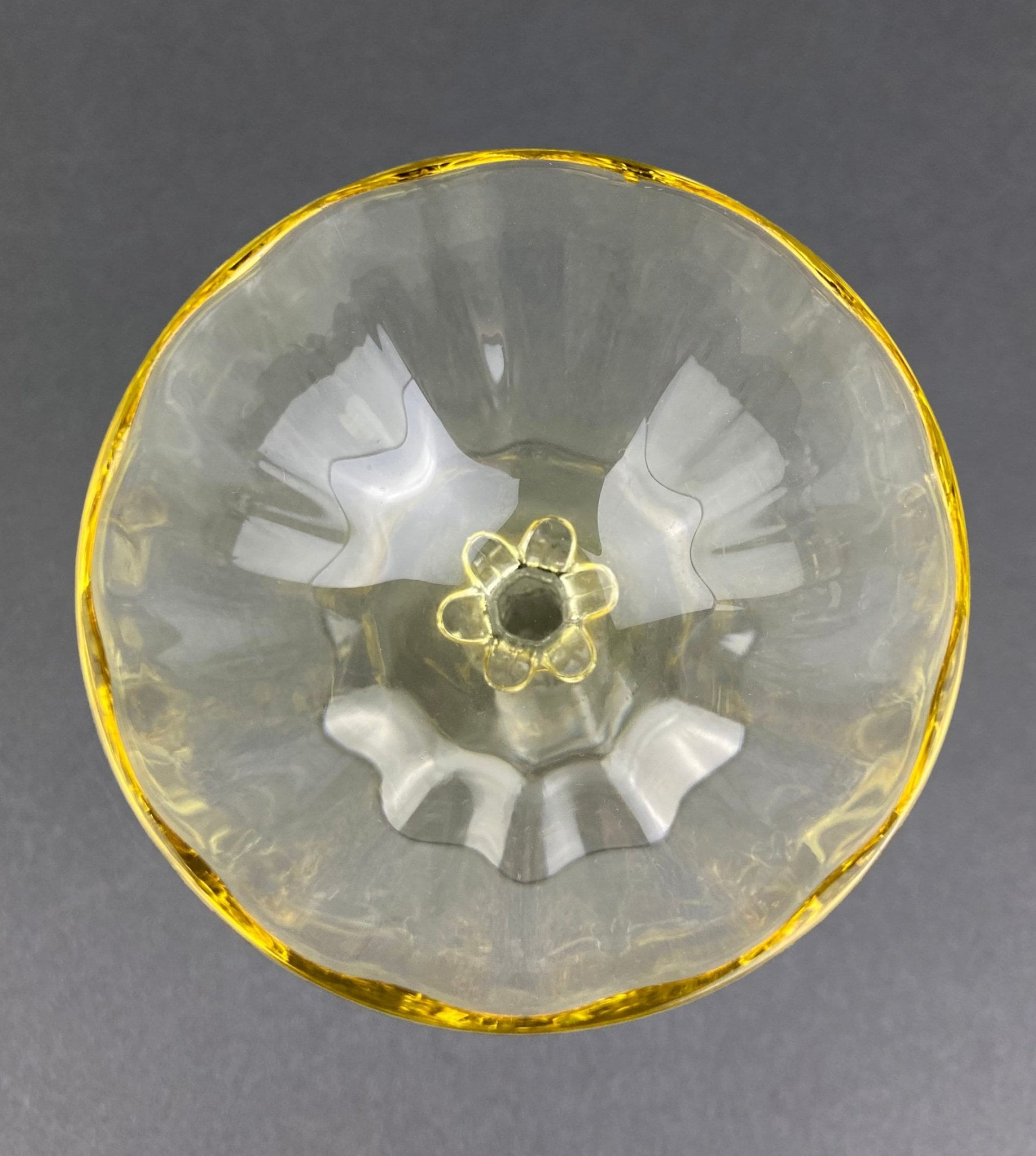 Vintage Fostoria Crystal Topaz Champagne Glasses. Light Yellow Depression Glass Low Sherbet Stemware. Gold Footed Glasses. Set of Six. - I Bought a Yard Sale