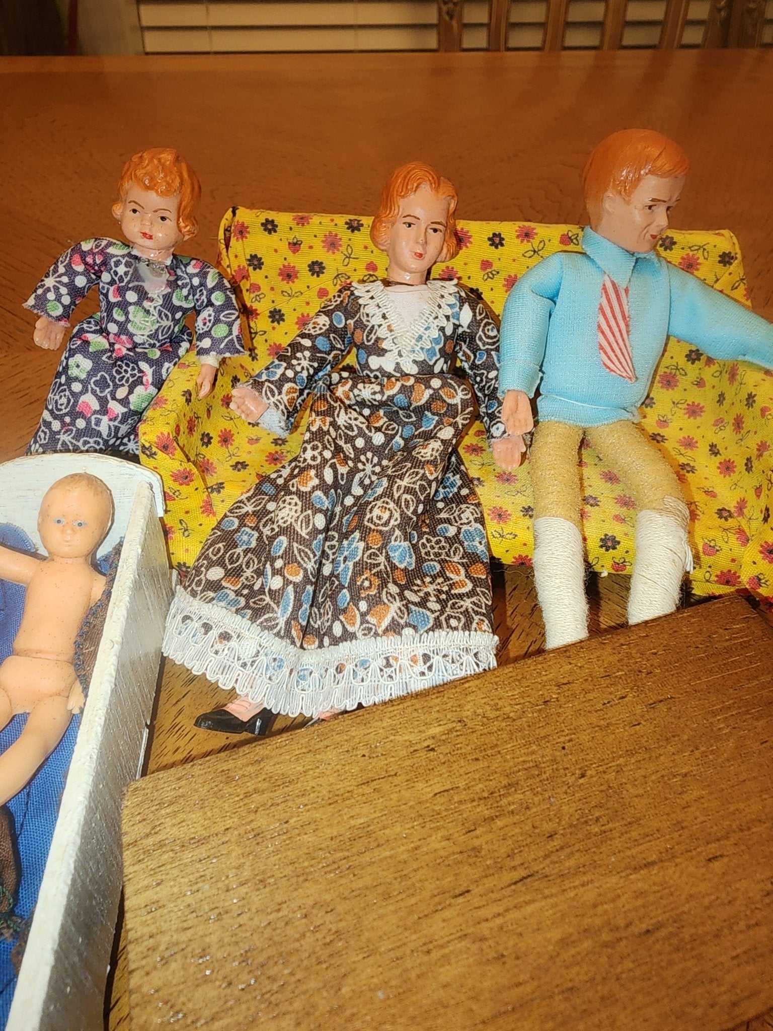 Vintage German Caco Dolls Family of 5 with furniture - I Bought a Yard Sale