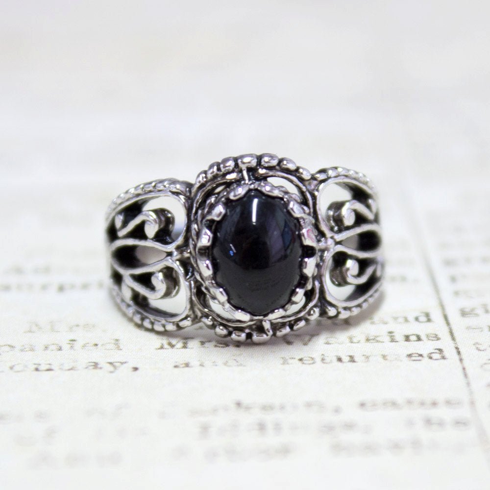 Vintage Jewelry Genuine Jade Ring Antiqued 18kt Yellow Gold Electroplated Made in the USA by PVD Vintage Jewelry - I Bought a Yard Sale