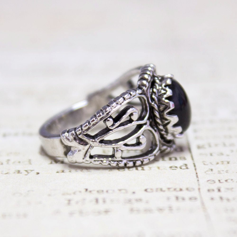 Vintage Jewelry Genuine Jade Ring Antiqued 18kt Yellow Gold Electroplated Made in the USA by PVD Vintage Jewelry - I Bought a Yard Sale