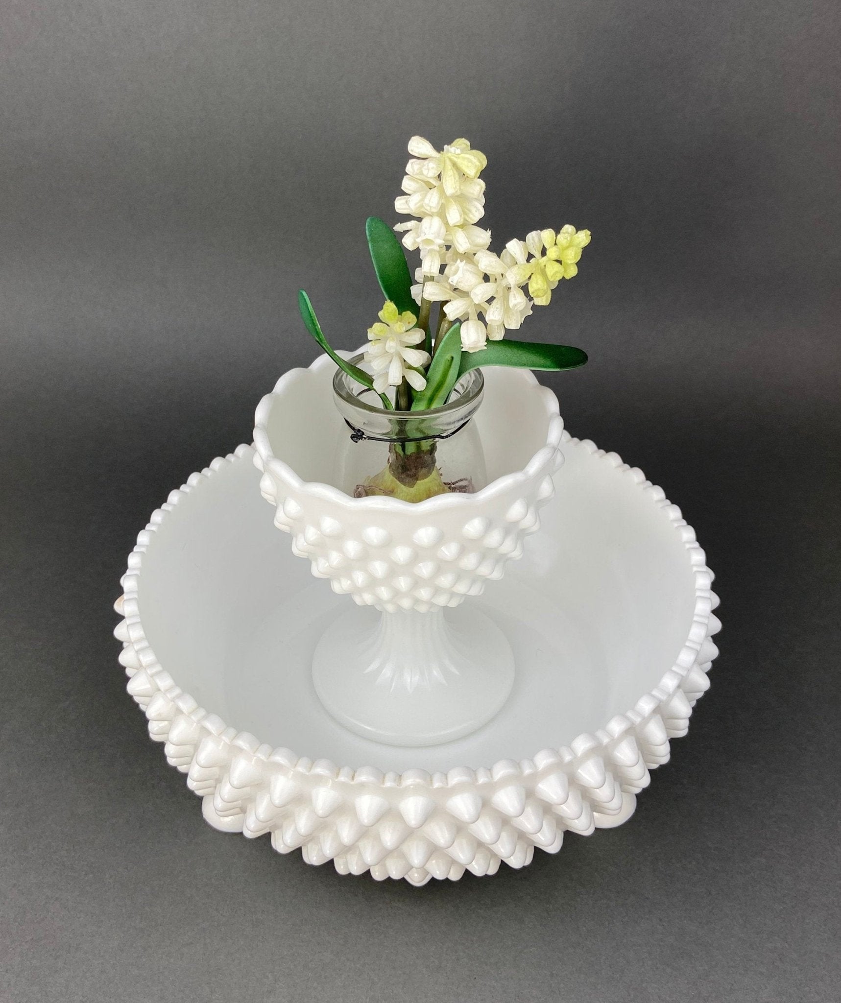 Vintage Milk Glass Bowl. Serving Dish with Reticulated Rim. Open Lace White Table Centerpiece. Collectibles. Replacements. - I Bought a Yard Sale