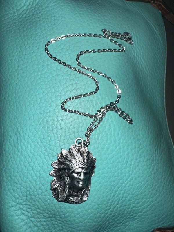 Vintage Oxidized Silver Tone Native American Chief Head Pendant Neckla - I Bought a Yard Sale