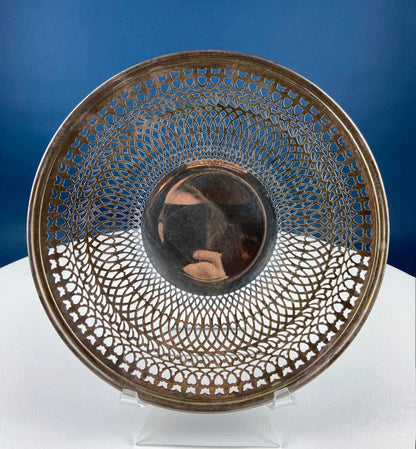 Vintage Silver Plated Serving Dishes Collection. Stunning Lacey Filigree. Benedict Plate, Gorham, W.M. Rogers. Table Centerpieces. Holiday. - I Bought a Yard Sale