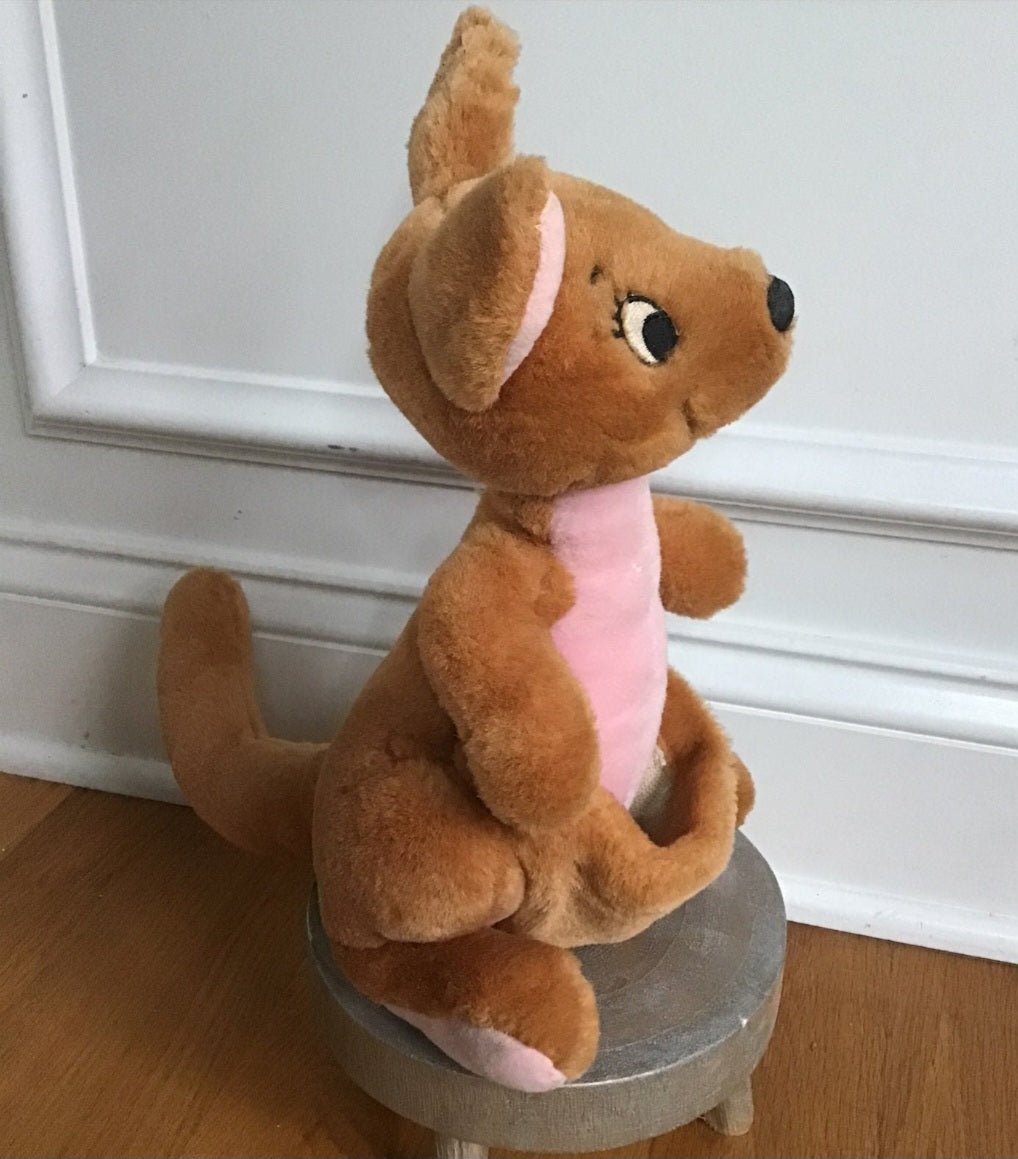Vtg Kanga Disney World Exclusive Kangaroo Winnie the Pooh (102) - I Bought a Yard Sale