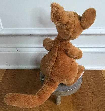Vtg Kanga Disney World Exclusive Kangaroo Winnie the Pooh (102) - I Bought a Yard Sale