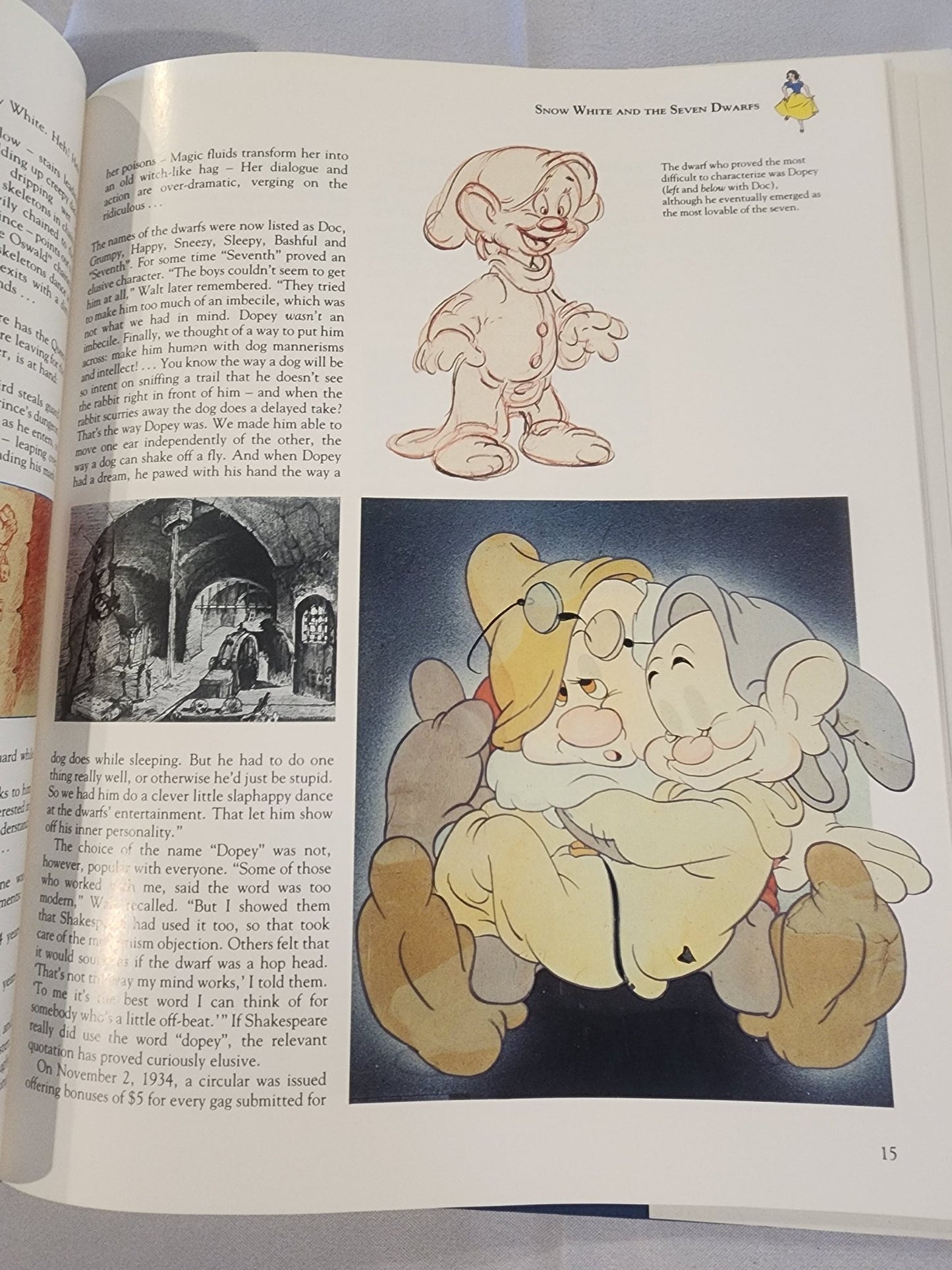 WALT DISNEY's MASTERPIECE SNOW WHITE AND THE SEVEN DWARFS Film Making Book 1994 - I Bought a Yard Sale
