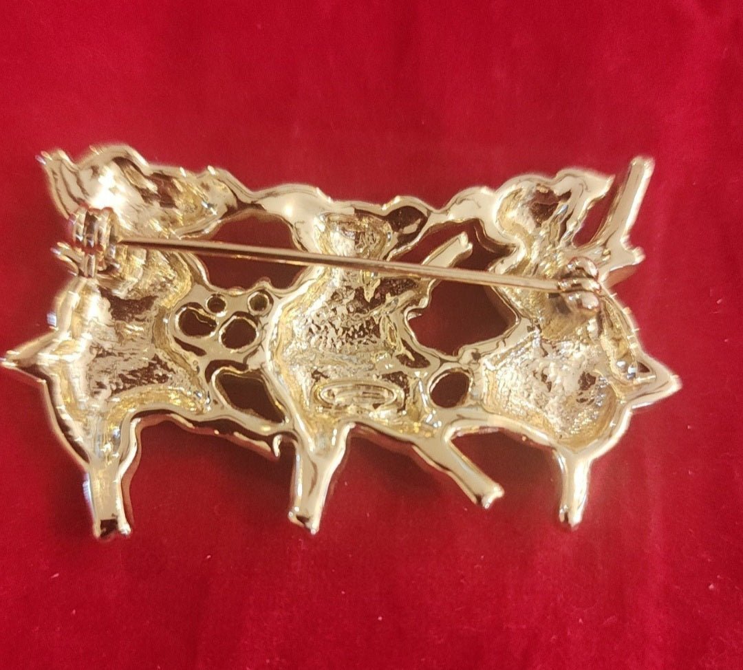 Whimsical Dancing Pigs Pin! This charming gold - tone brooch - I Bought a Yard Sale