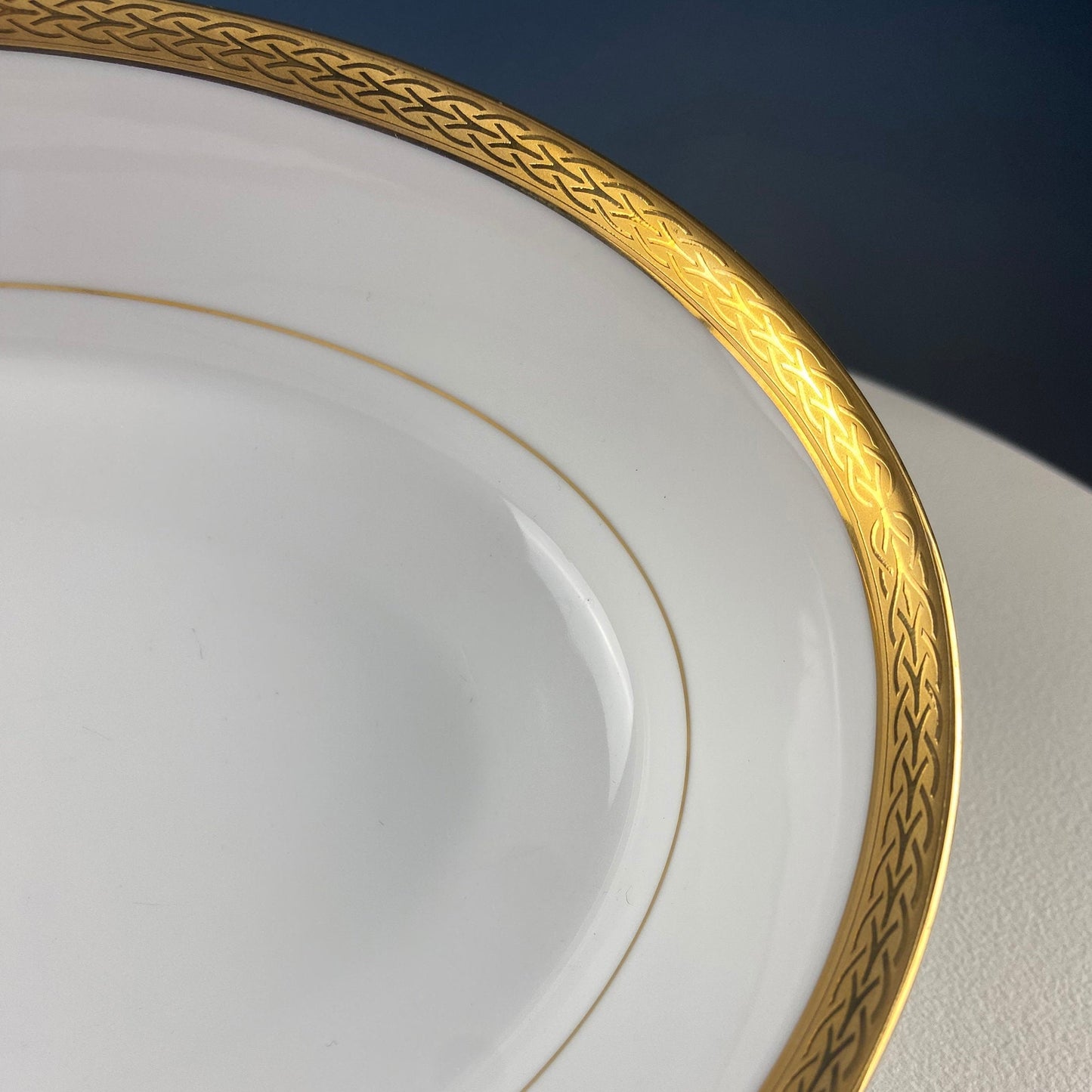 White Porcelain Oval Serving Bowl with Embossed Gold Band. Wedding Band China. Contemporary Noritake Queen's Gold. Dining Room Decor. - I Bought a Yard Sale