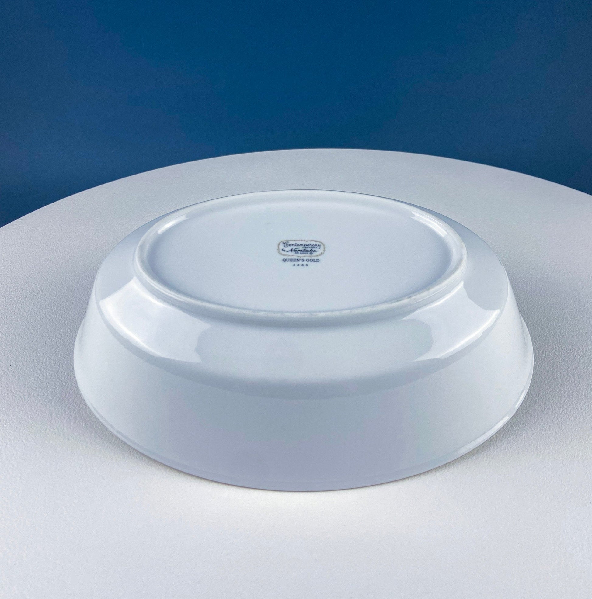 White Porcelain Oval Serving Bowl with Embossed Gold Band. Wedding Band China. Contemporary Noritake Queen's Gold. Dining Room Decor. - I Bought a Yard Sale