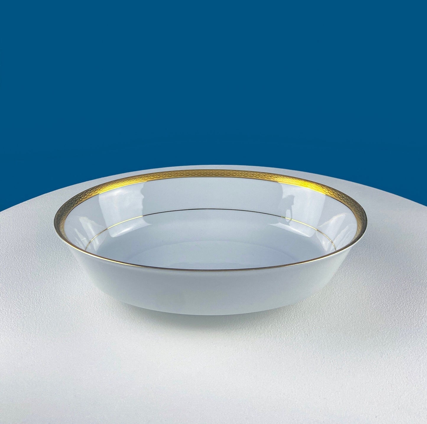 White Porcelain Oval Serving Bowl with Embossed Gold Band. Wedding Band China. Contemporary Noritake Queen's Gold. Dining Room Decor. - I Bought a Yard Sale