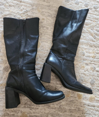 Women's Black Leather Boots - I Bought a Yard Sale