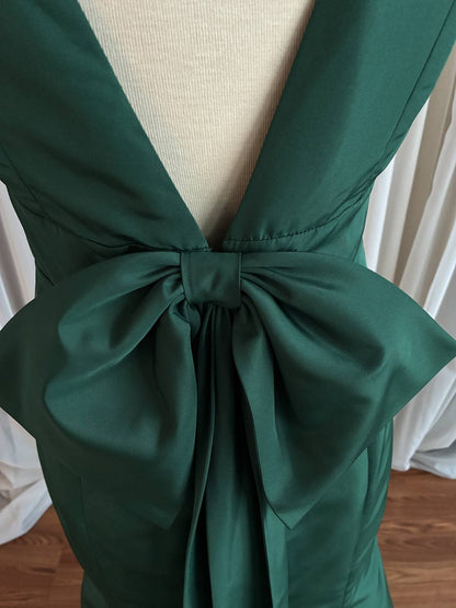 Women's Crepe Full - Length Sleeveless Dress - I Bought a Yard Sale