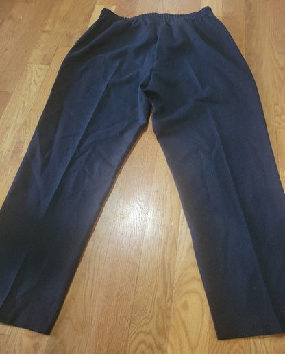 Women's R & K Black Pants 18W - I Bought a Yard Sale