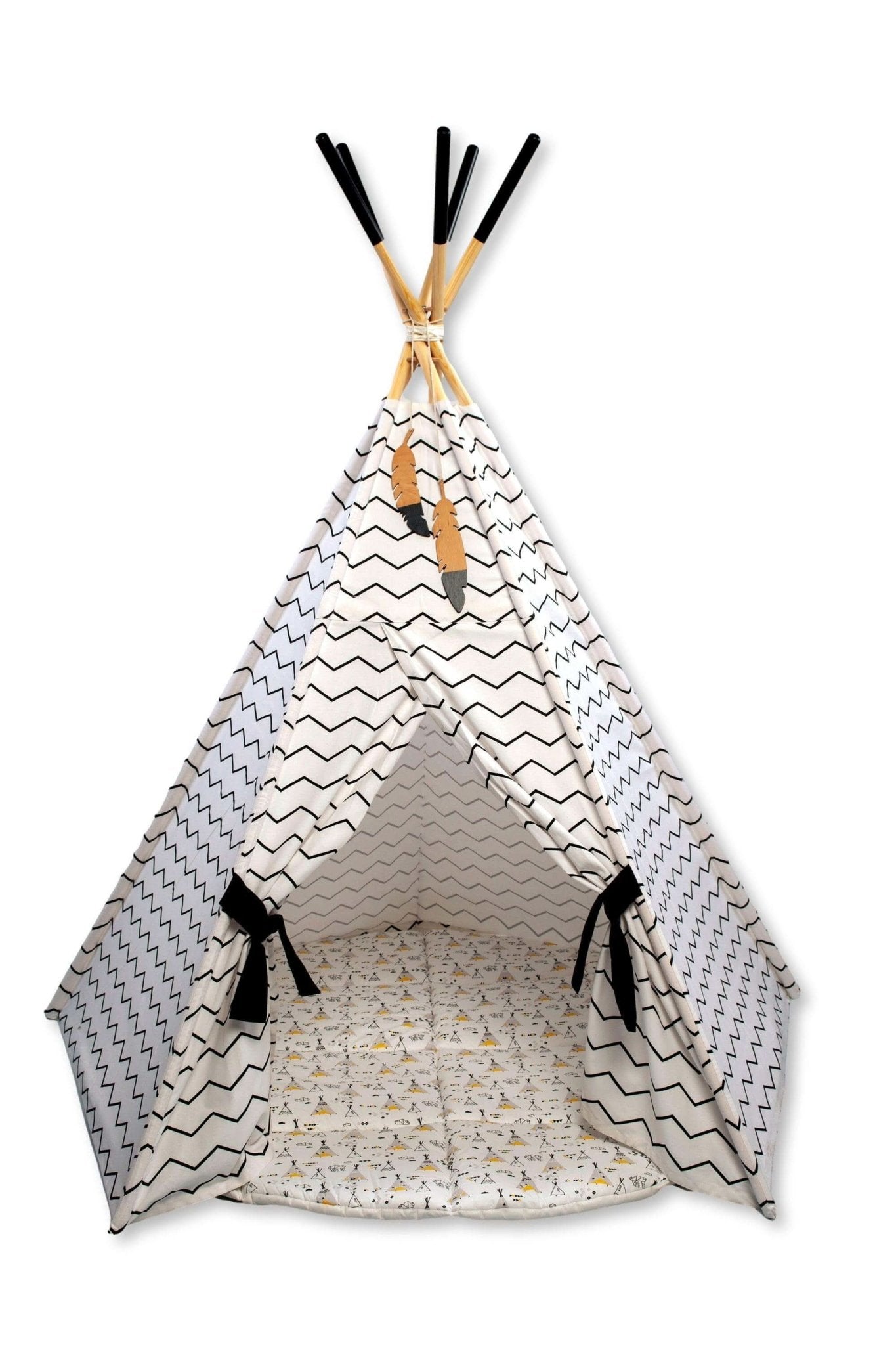 XL Teepee Tent and Play Mat Set - I Bought a Yard Sale